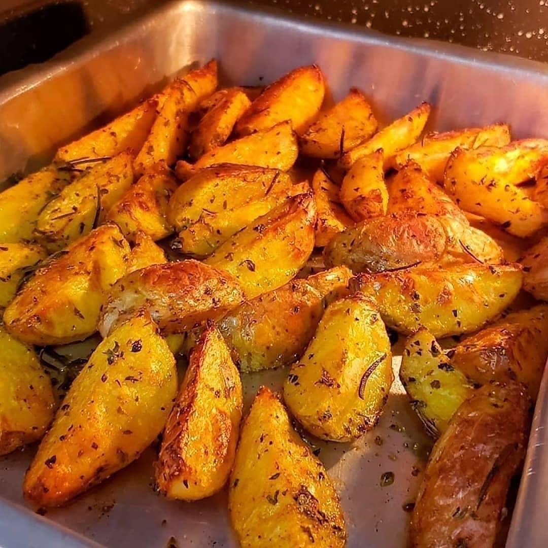 batatas rústicas, receita de batatas, como fazer batatas rústicas, acompanhamento fácil, comida caseira