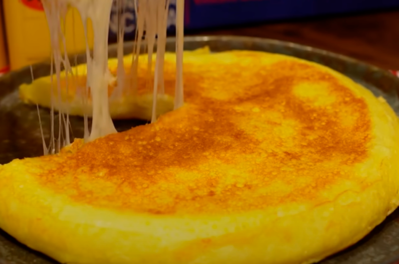 Pão de Queijo de Frigideira Pronto em 5 Minutos! Fácil, Rápido e Delicioso!