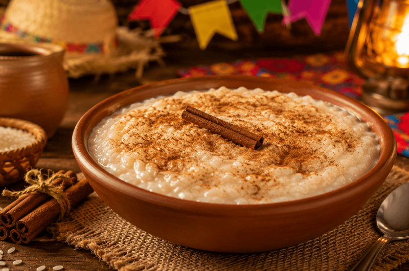Arroz Doce Cremoso: A Receita Tradicional de Festa Junina com Gostinho de Infância