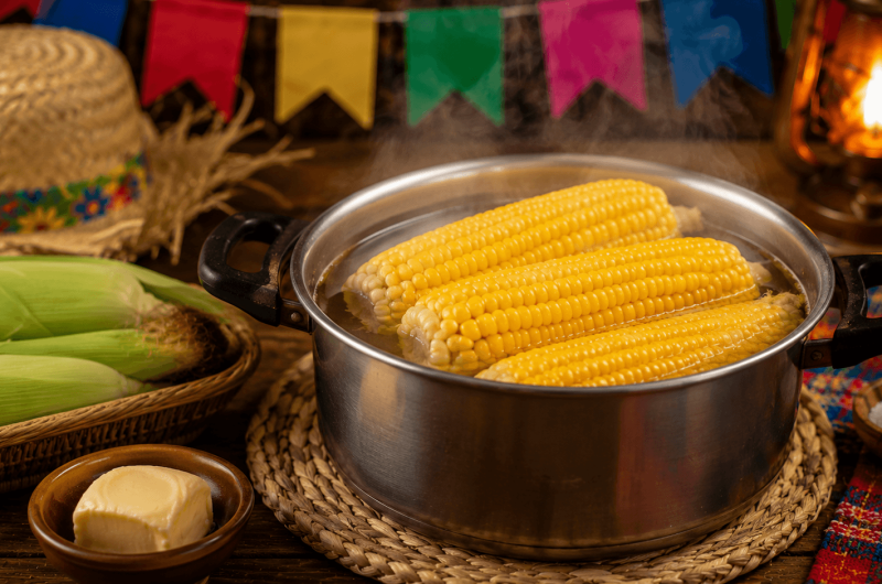 Milho Verde Cozido na Panela: A Receita Simples, Macia e Tradicional de Festa Junina